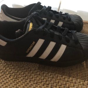 Adidas Superstar Black size 8